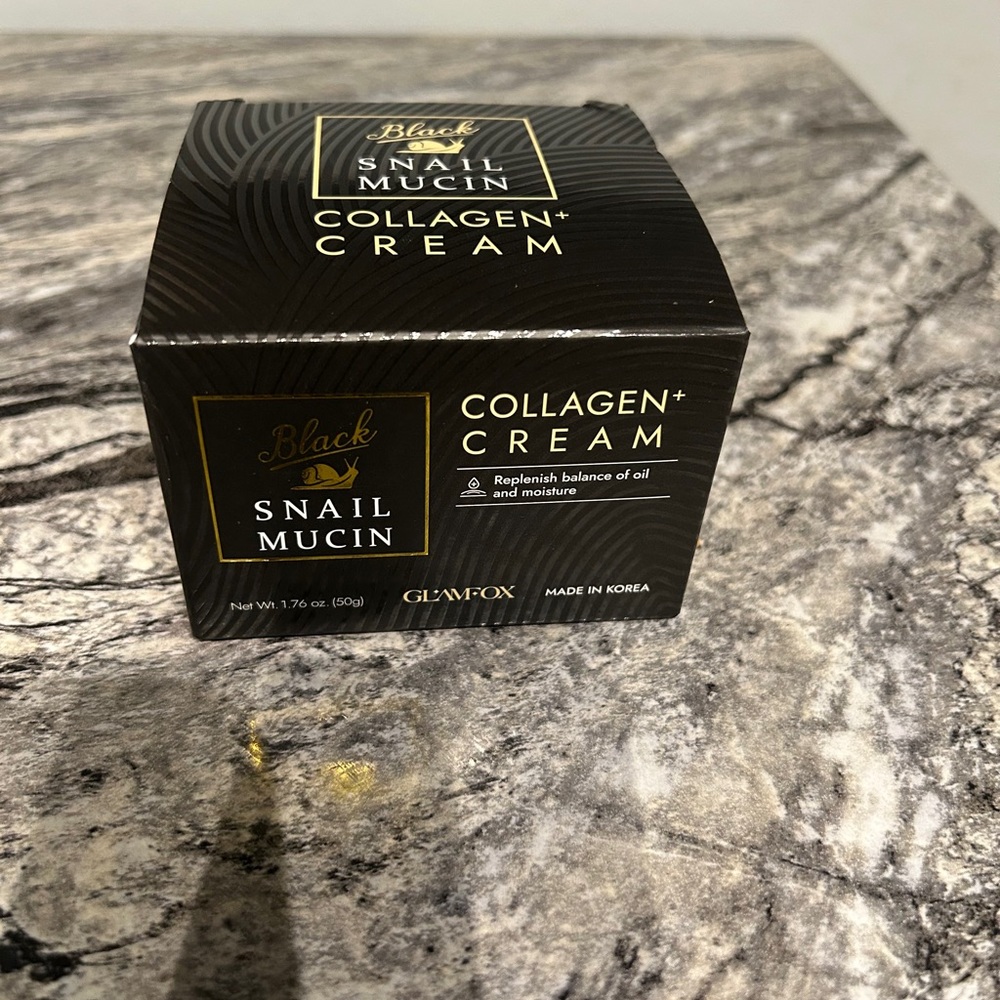 glamfoxx Black Moisturizing Collagen Cream